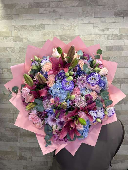 Ramo Lisianthus